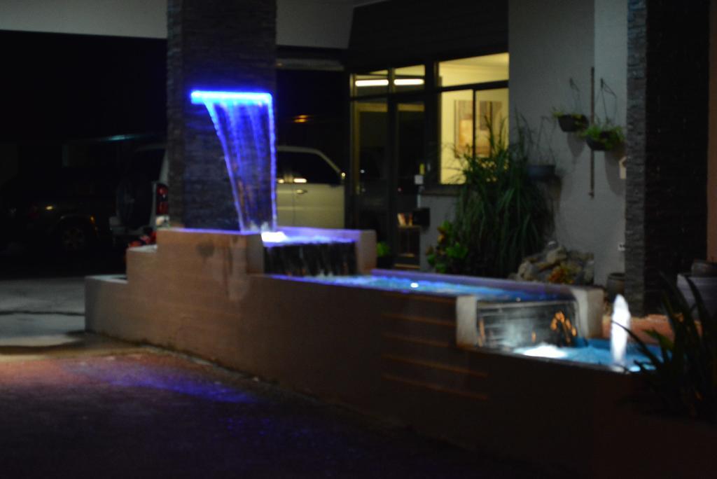 Alabaster Motor Inn Taree Εξωτερικό φωτογραφία