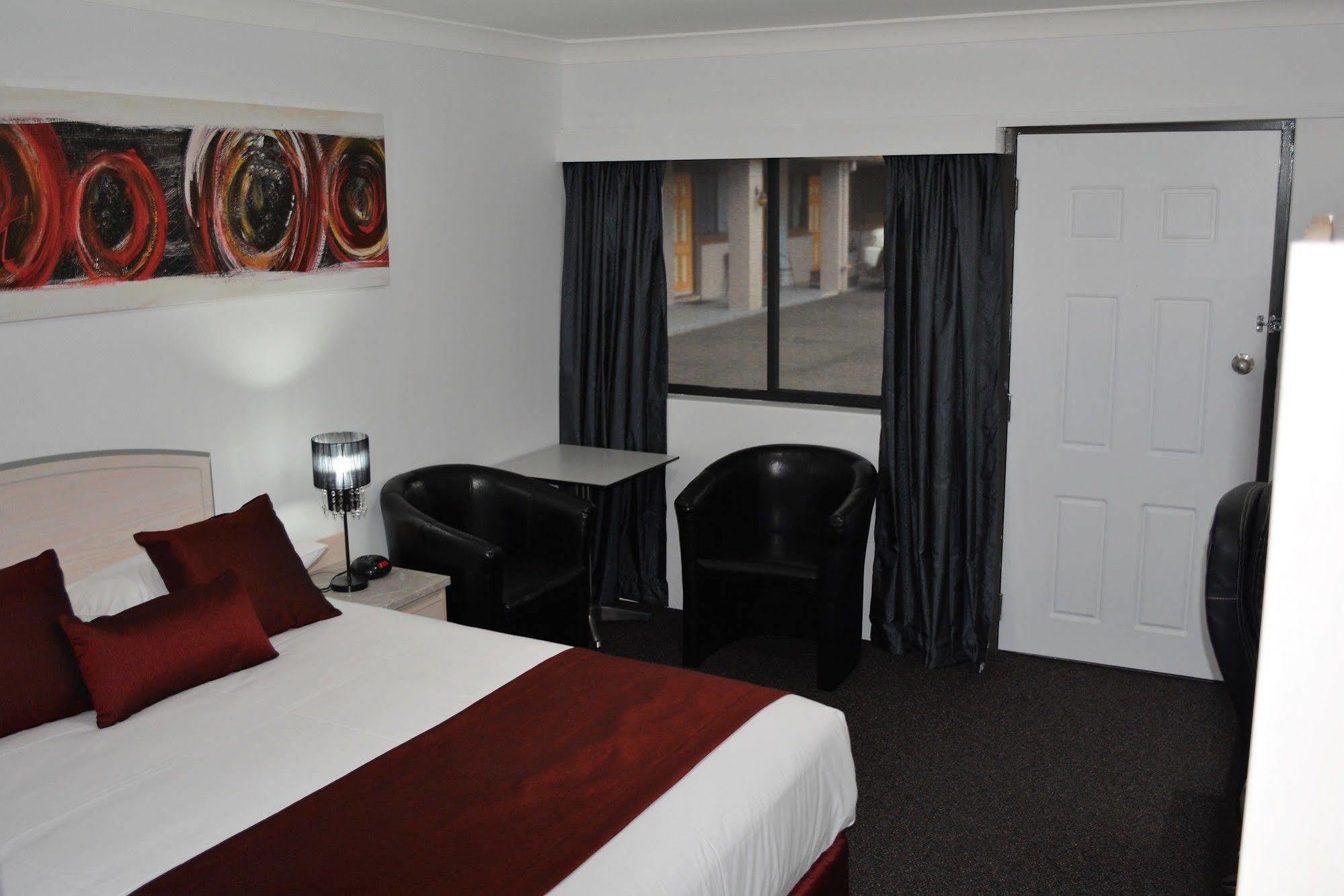 Alabaster Motor Inn Taree Εξωτερικό φωτογραφία