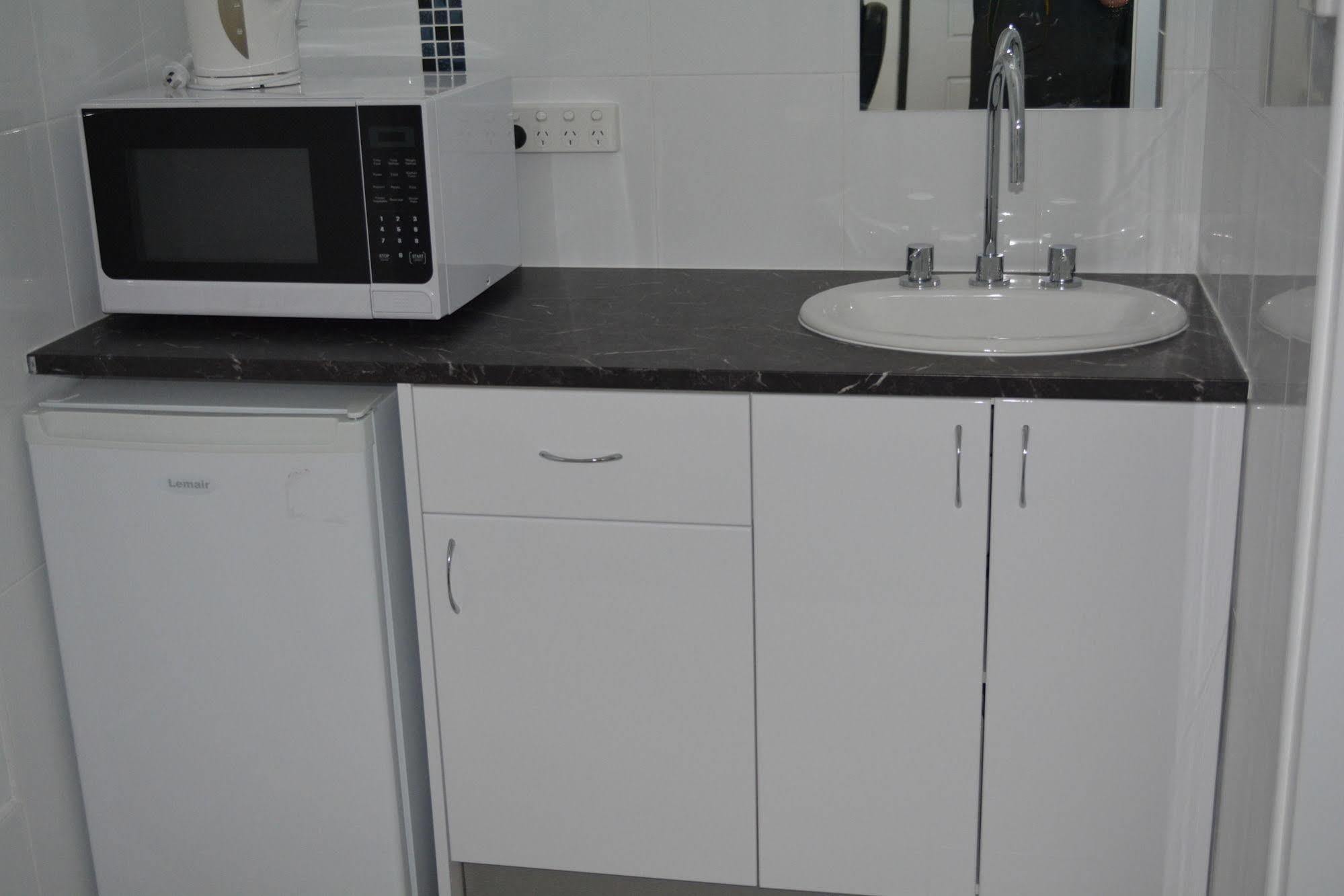Alabaster Motor Inn Taree Εξωτερικό φωτογραφία